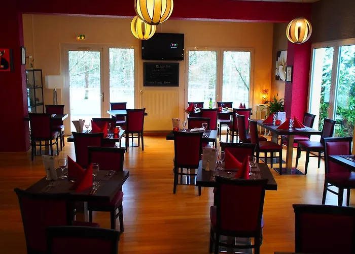 酒店 Et Restaurant Aster, Saint-avold Nord 柯哲斯瓦尔德拉克鲁瓦