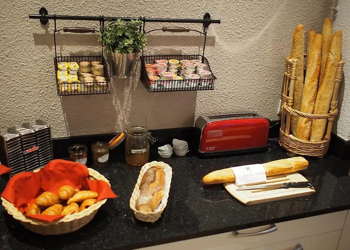 Et Restaurant Aster, Saint-avold Nord 3* 柯哲斯瓦尔德拉克鲁瓦