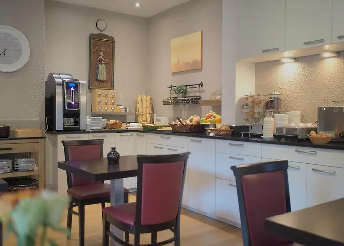 Et Restaurant Aster, Saint-avold Nord 酒店 柯哲斯瓦尔德拉克鲁瓦